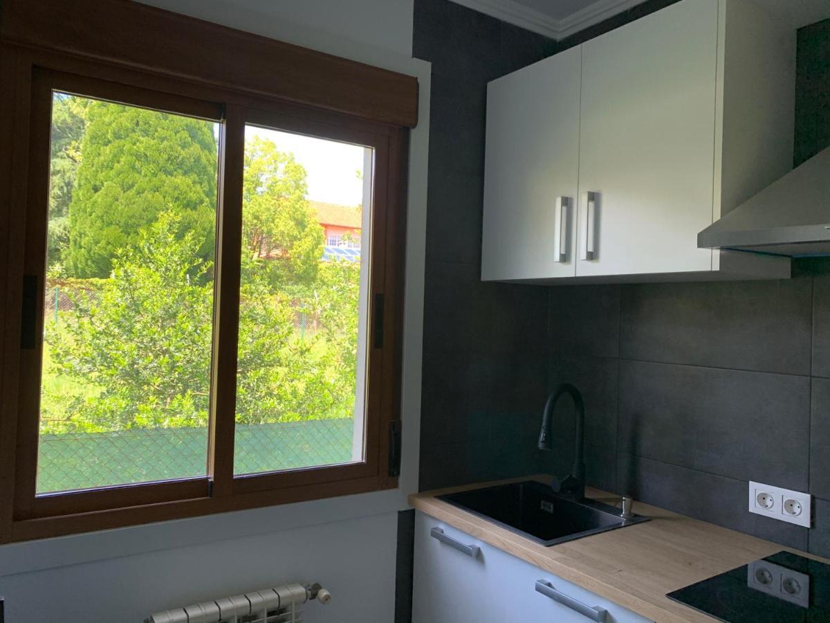 Апартаменти A Casa Vermella Con Jardin A 10 Minutos De Santiago De Compostela Ortono Екстер'єр фото