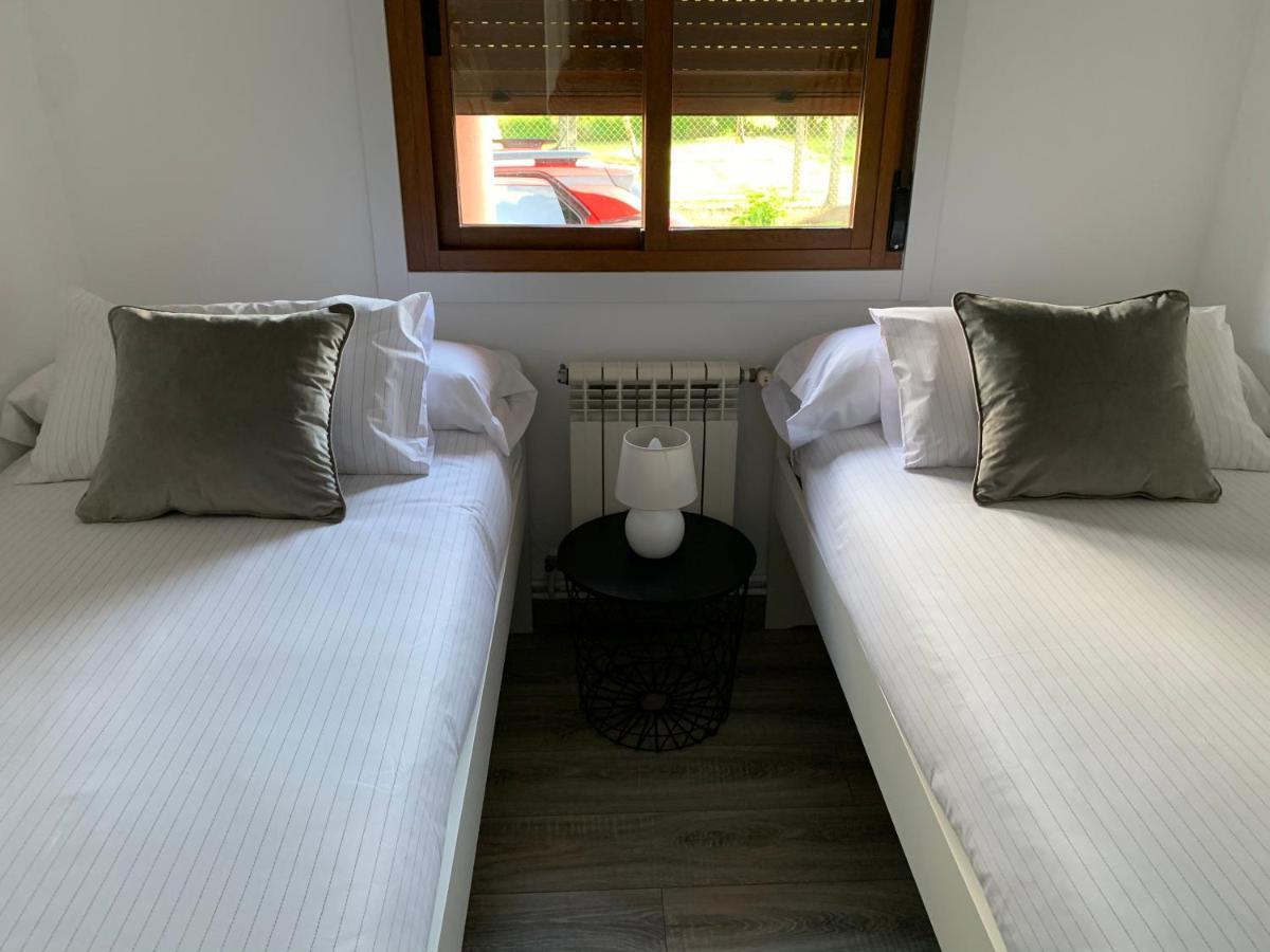 Апартаменти A Casa Vermella Con Jardin A 10 Minutos De Santiago De Compostela Ortono Екстер'єр фото