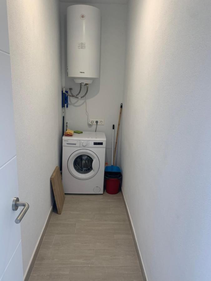 Апартаменти A Casa Vermella Con Jardin A 10 Minutos De Santiago De Compostela Ortono Екстер'єр фото