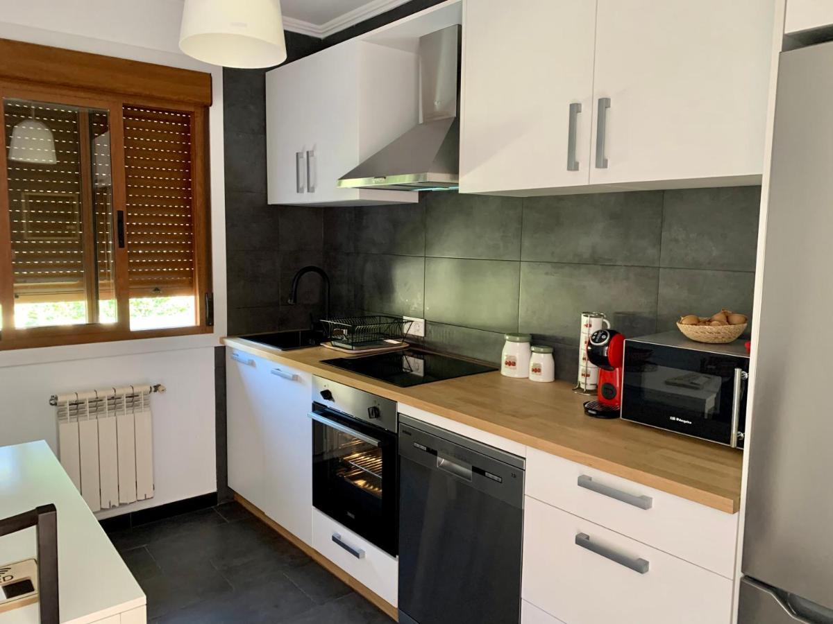 Апартаменти A Casa Vermella Con Jardin A 10 Minutos De Santiago De Compostela Ortono Екстер'єр фото