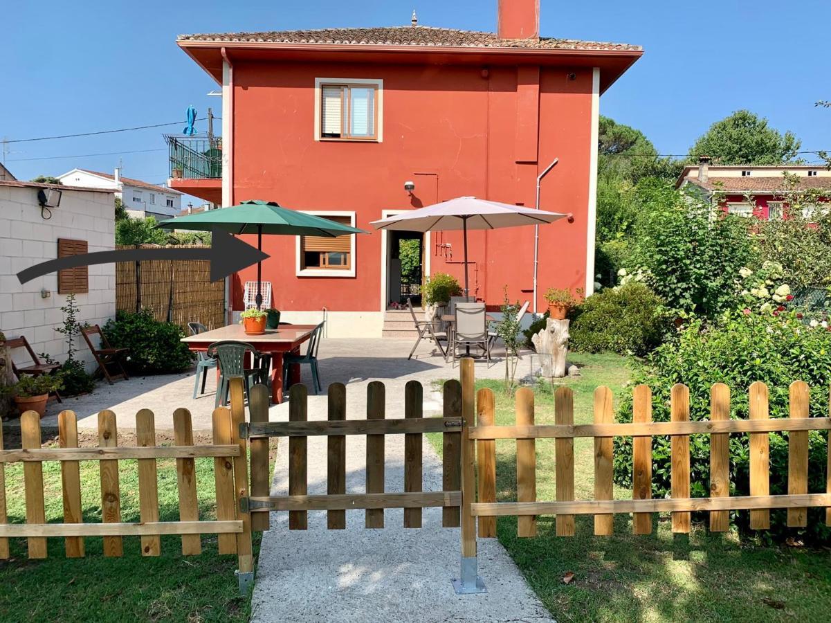 Апартаменти A Casa Vermella Con Jardin A 10 Minutos De Santiago De Compostela Ortono Екстер'єр фото
