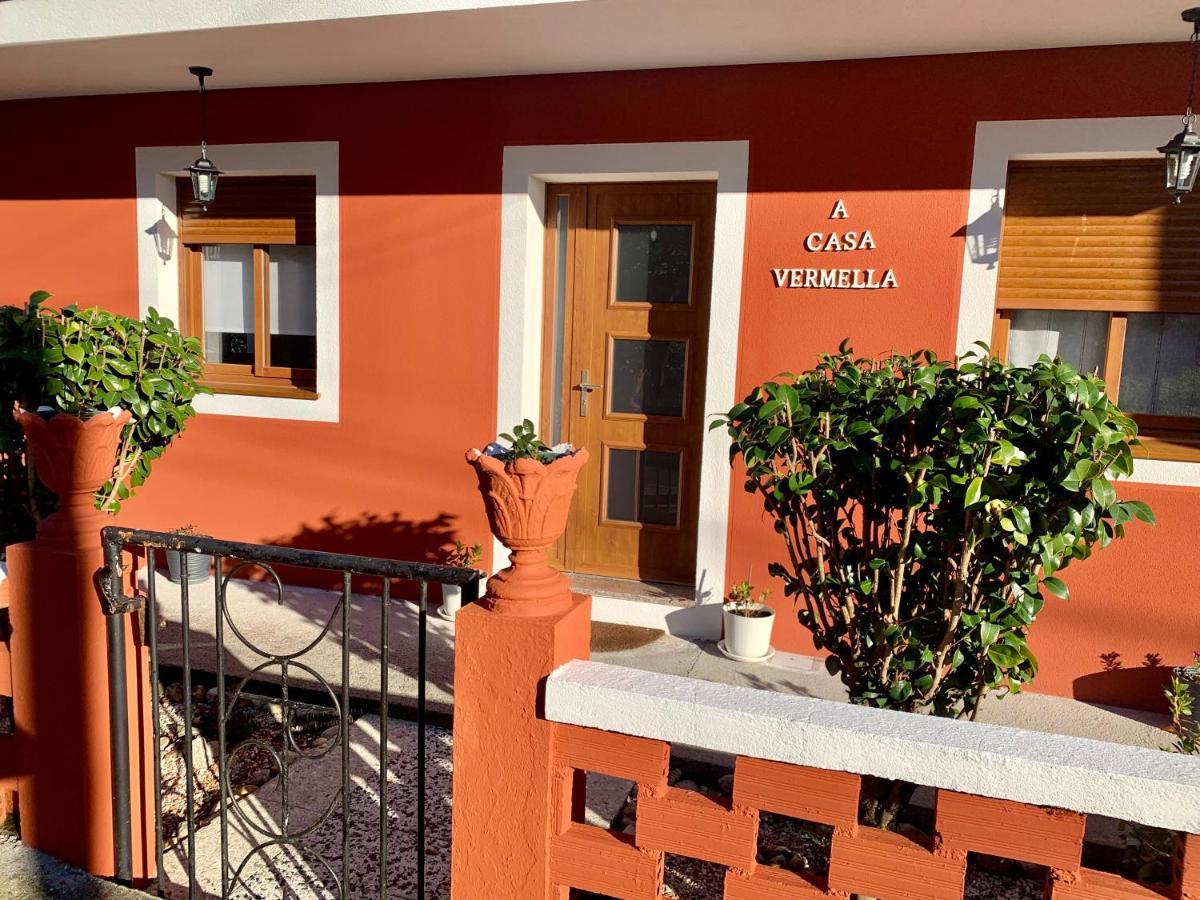 Апартаменти A Casa Vermella Con Jardin A 10 Minutos De Santiago De Compostela Ortono Екстер'єр фото
